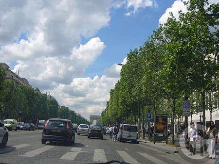 P1570043
