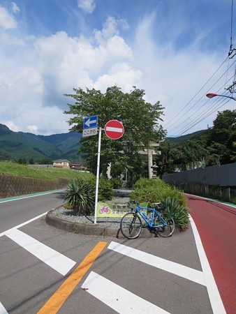 阿闍梨神社鳥居