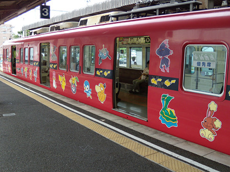 6035Fポケモン側面