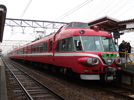 7011F津島号編成写真@佐屋