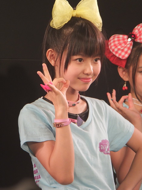 アモレカリーナのももなんこと松本李菜 ももな ちゃん この子も可愛 写真共有サイト フォト蔵