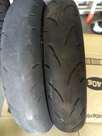 DR-Z70タイヤ交換