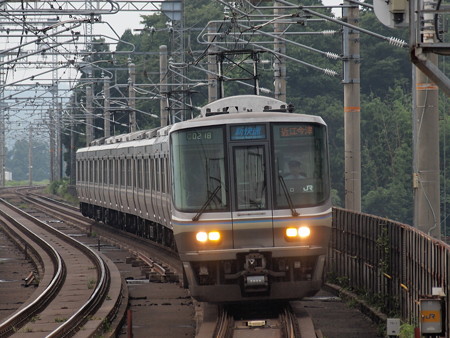223系新快速 湖西線志賀駅