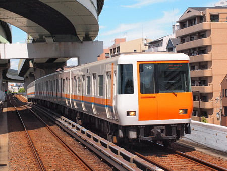 近鉄7000系 中央線朝潮橋駅01