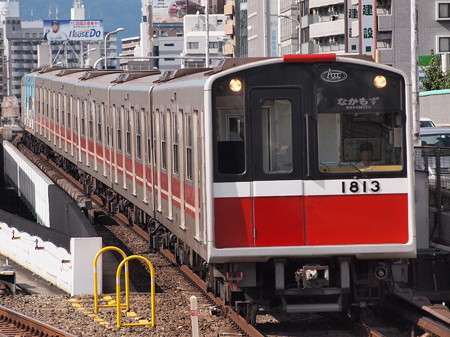 大阪市営地下鉄10系 御堂筋線新大阪駅