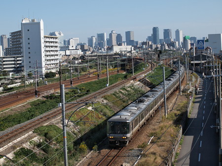 223系新快速 東海道本線塚本~尼崎01