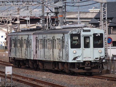 105系普通 紀勢本線和歌山駅
