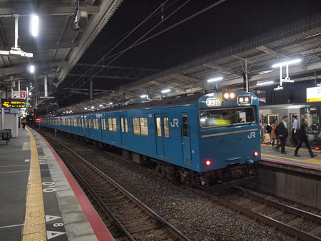 103系普通阪和線日根野駅05