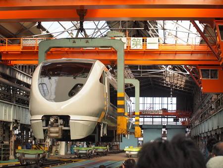 683系 吹田工場03