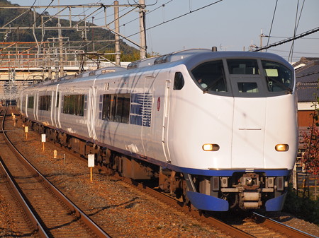 281系特急はるか 東海道本線島本駅