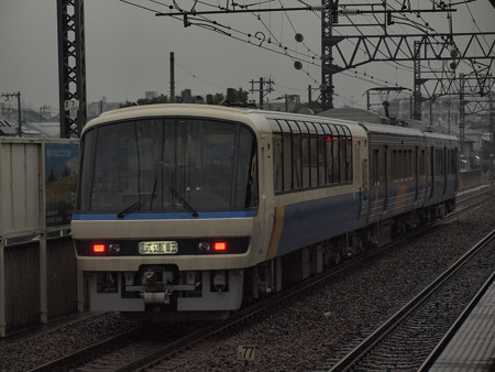 213系U@Tech 東海道本線甲南山手駅