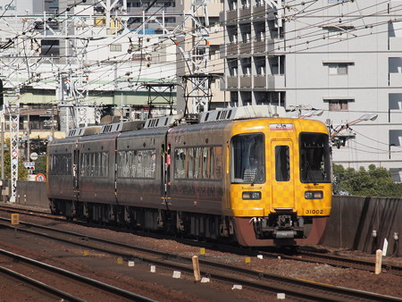 南海31000系特急こうや 南海高野線新今宮駅