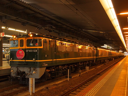 EF65 トワイライトエクスプレス 東海道本線大阪駅01
