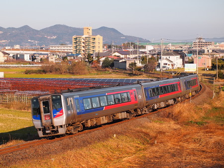 N2000系特急うずしお 高徳線志度~オレンジタウン02
