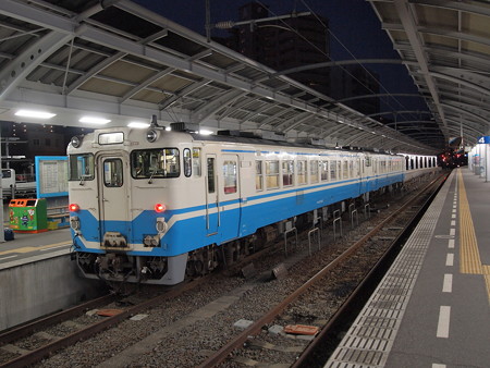 キハ40普通 高徳線高松駅03