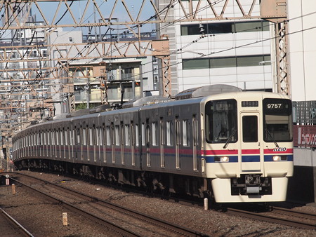 京王9000系各停 京王線笹塚駅02