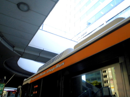 品川駅港南口-02バス停c
