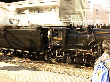 D51−498(高崎駅)