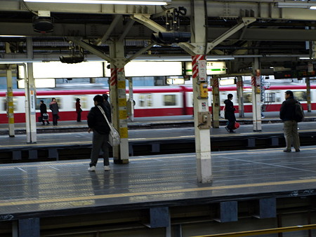 京浜急行（横浜駅）