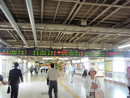 広島駅在来線案内版