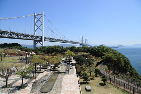 AZ2I0090