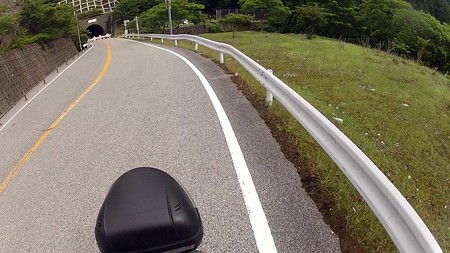 トンネルの災害で通れない