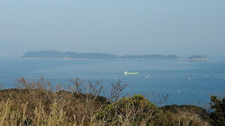 鉢巻山 見晴らしの丘から眺める沖ノ島