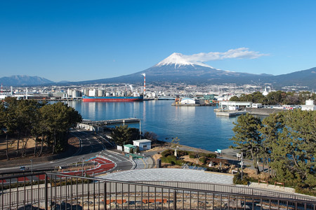 田子の浦みなと公園から眺める富士山