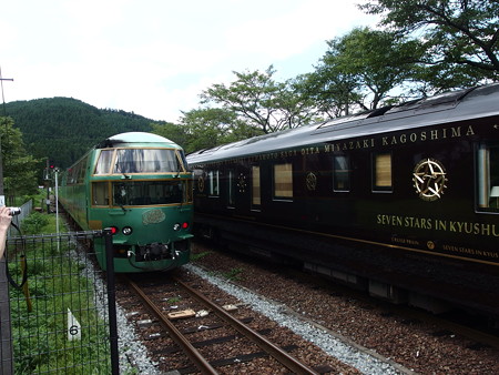 P8171107