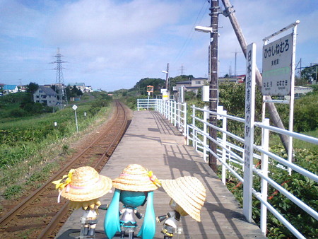 レン:「もうここから東側に、駅はないんだな……」 ミク:「雰囲気と...