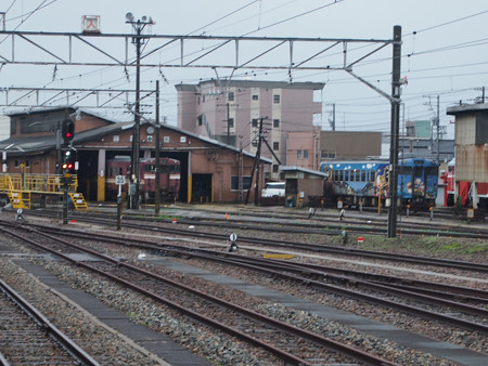 高岡駅