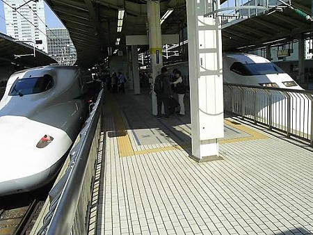 081013-新幹線ホーム (2)