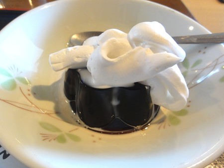 デザートのサプライズがありました。