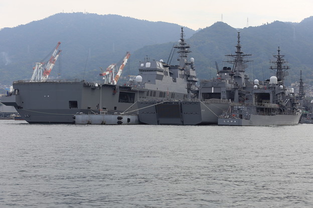 呉　艦船めぐり