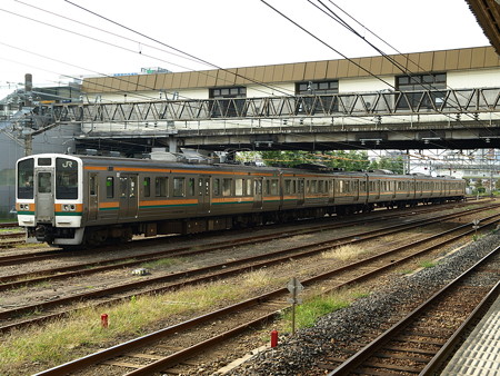211系(宇都宮駅)2