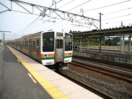 211系(宝積寺駅)5