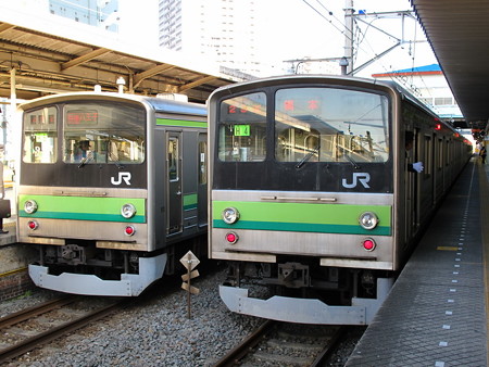 205系横浜線(東神奈川駅)3