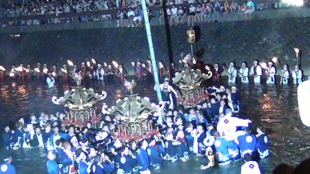 和霊大祭2015 走り込み18 神輿登場4