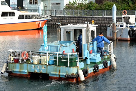 2015.11.19　みなとみらい　象の鼻パーク　清掃船　清港丸