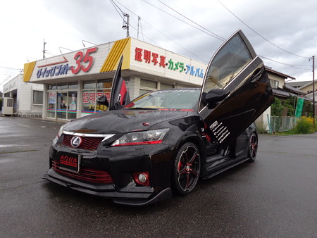 レクサスＣＴ２００ｈ　山梨県　ガルウイング取付　斜め