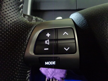 ヴォクシー　ＬＥＤ打ち替え　ステアリングスイッチ