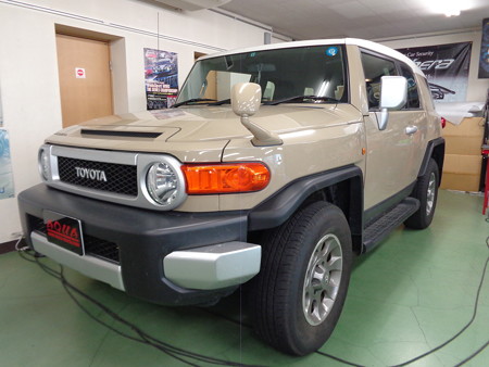 ＦＪクルーザー　バックカメラ取付