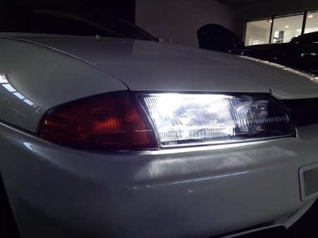スカイラインＧＴＲ　ＨＩＤ取付　ベロフ６５００Ｋ