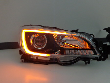 アウトバックＢＳ９　ＮＥＷアウディ風ＬＥＤ　オレンジ右