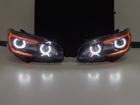レヴォーグ　青森県　イカリング・ＮＥＷアウディ風ＬＥＤ・ブラックアウト　オレンジ
