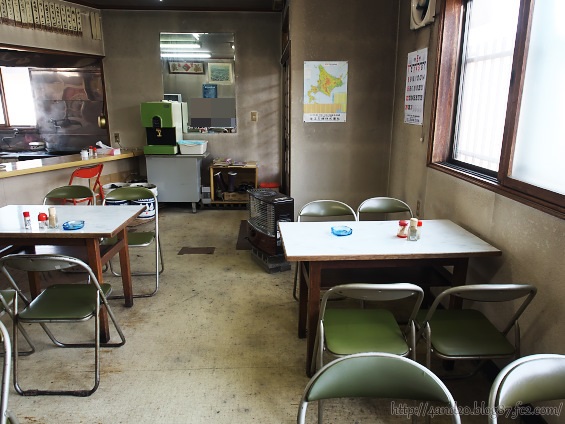 店内 P5030004