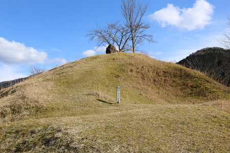 平維盛歴史の里・平維盛塚 (2)