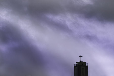 神と空