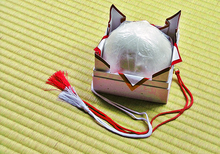 蓬が嶋 ( よもがしま ) とらや