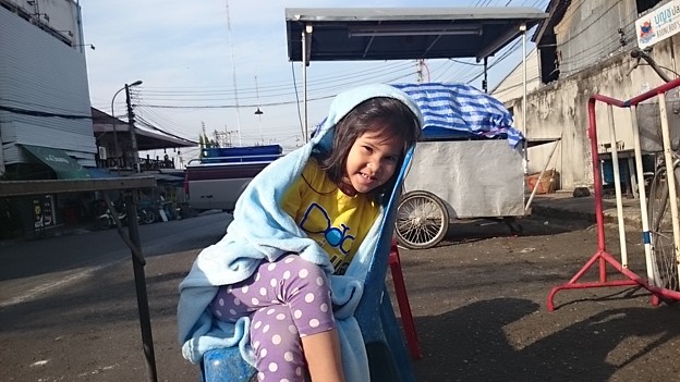 照れてます